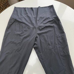 Medcouture PlusOne Maternity Scrub Pants- medium petite- gray